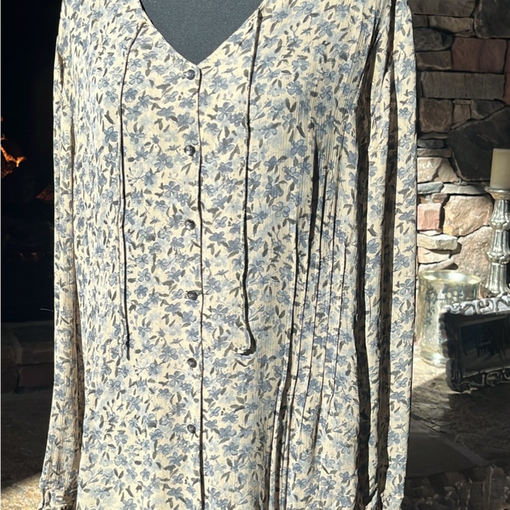 J. Jill Beige and Blue Floral Button-Up Blouse